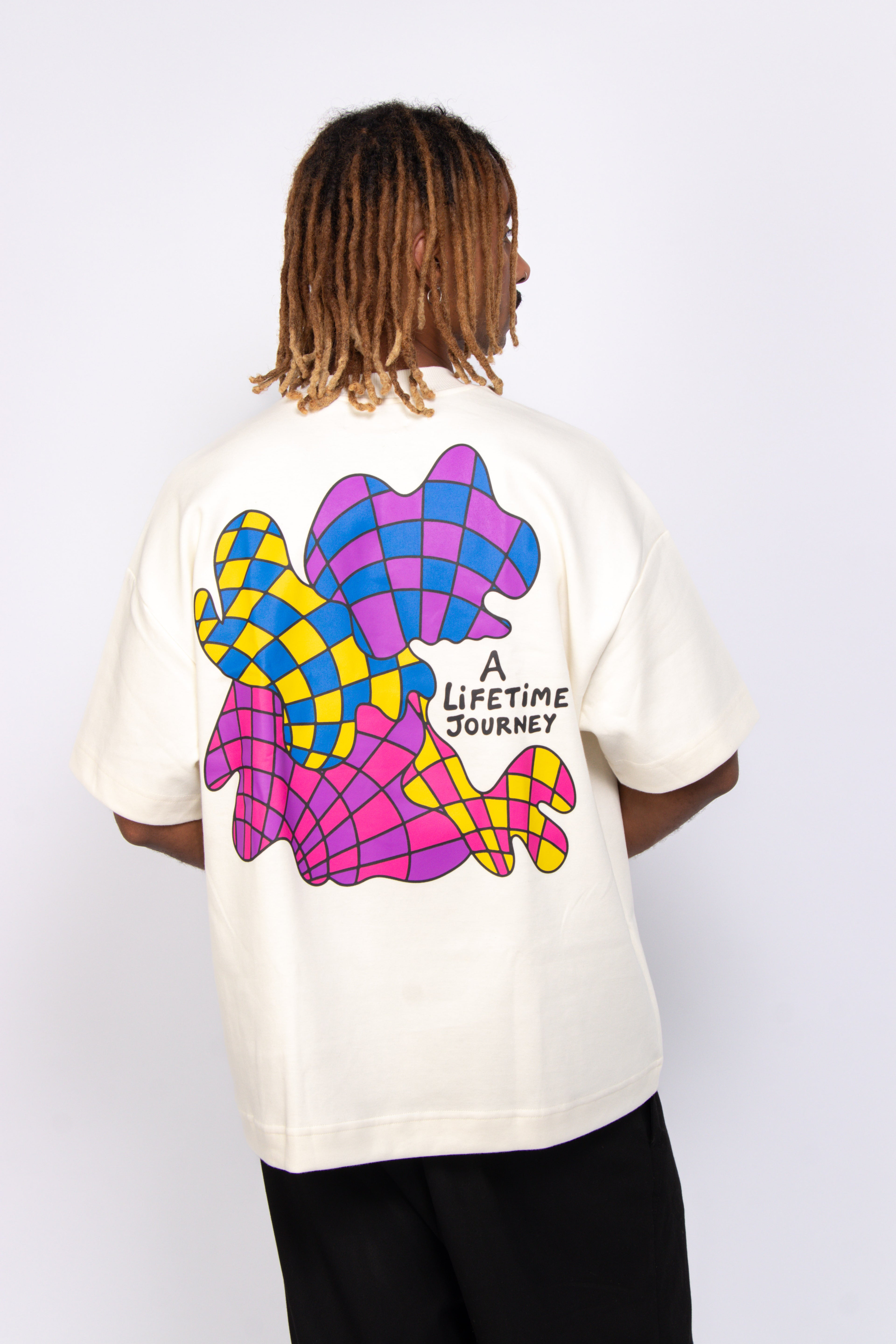 Art Oversized Tee MAKTUB x MEC Off White